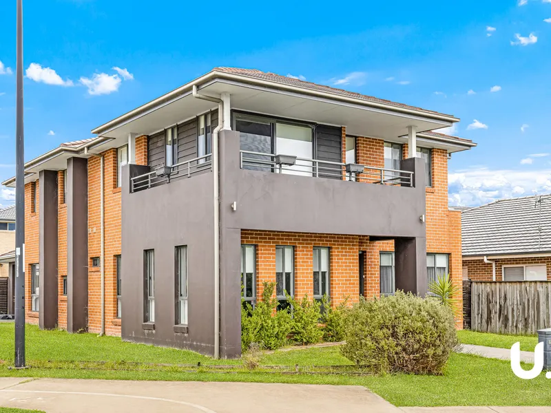 649sqm Block in Colebee – Well Maintained Family Home