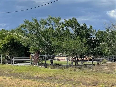 Country Home on 40 Acres, Bore and Plenty of Sheds