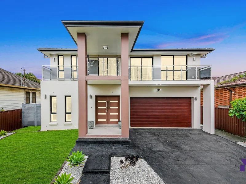 Spectacular sanctuary reveals abundant space and designer flair in sought after pocket