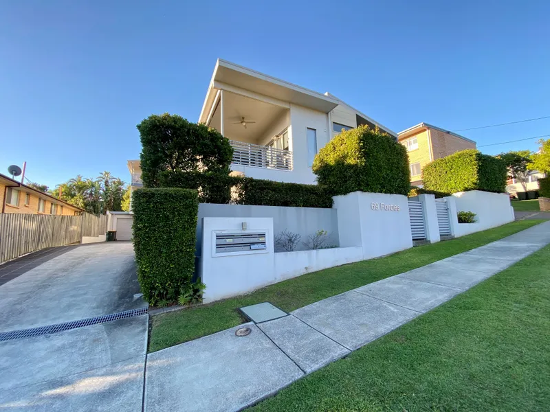 MORE PHOTOS TO COME - Modern and Airconditioned!