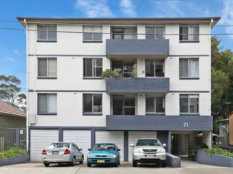 PRICE NEGOTIABLE 2 BEDROOM APARTMENT