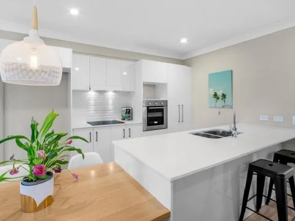 Location Location! This one won't last long! 