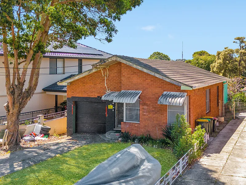 Unleash Your Creativity in Earlwood's Blue-Chip Locale - A Premier Canvas for Your Dream Home!