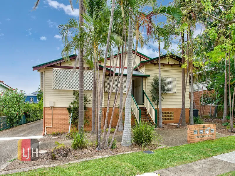 LARGE ONE BEDROOM UNIT IN KEDRON!