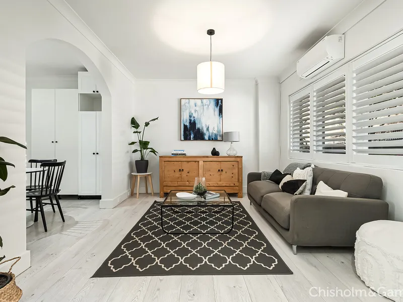 Renovated Courtyard Sensation
