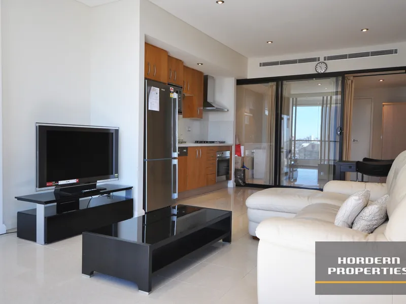 Beautifully Furnished Apartment in the CBD