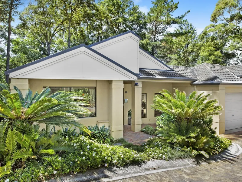 Impressive Bright Modern Villa… Over 55's Complex