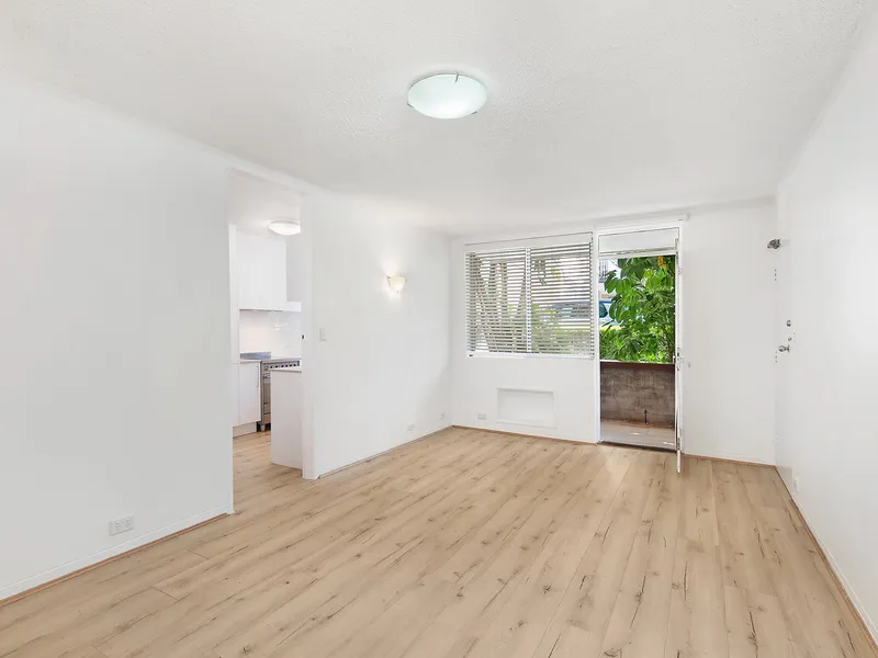 Renovated two bedroom apartment in quiet cul-de-sac