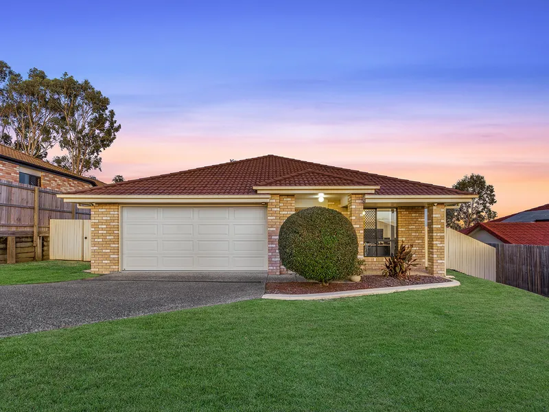 Immaculate and Stunning Lowset Home Family Home!