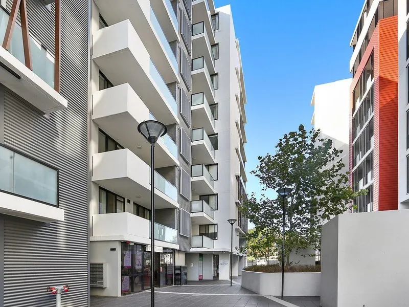 [Under Application] Lovely 2 Bedroom Apartment in the heart of Canterbury-deposit taken