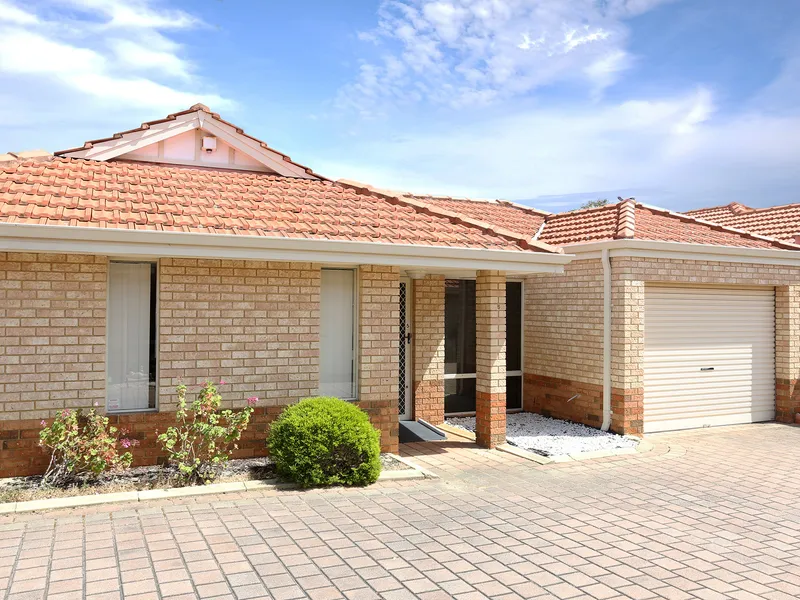 Peaceful Low Maintenance Living in an Over 55's Complex