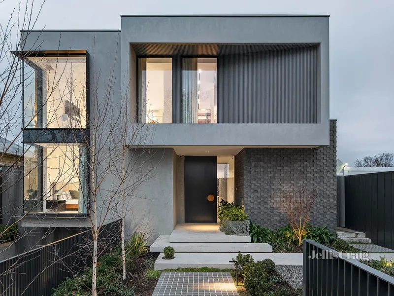 Iconic, Sophisticated and Set to Impress