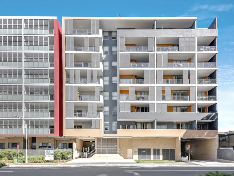 The Central Of Wolli Creek Of Sunny 2 Bedrooms Apartment For Lease