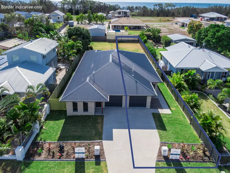 2 Bedroom Duplex - Beach Side and Only 18 Months Old!