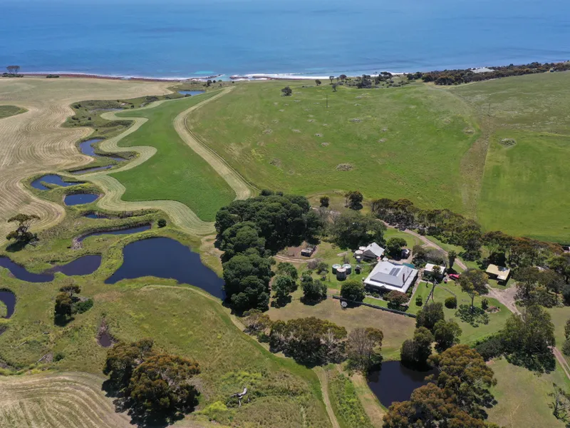 'Moonta Park' Historic Homestead on 140 Acres with Coastal Frontage