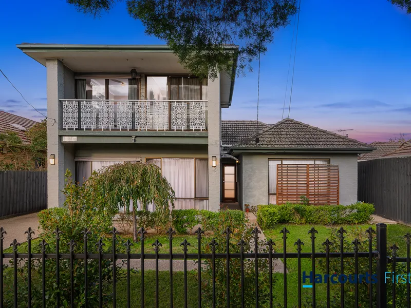 Stylish & Large Home in a Tranquil Court Setting