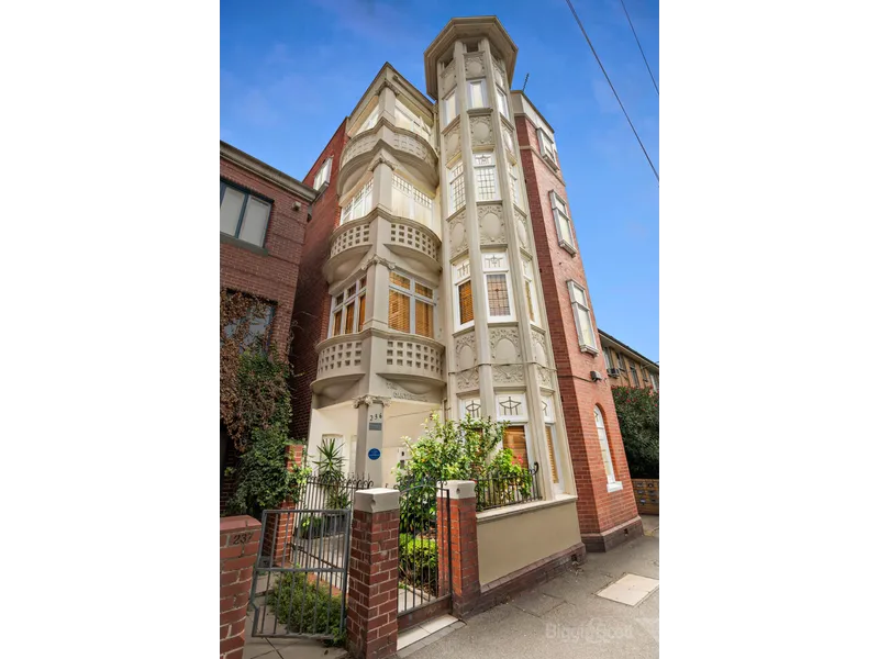 The Canterbury c.1914