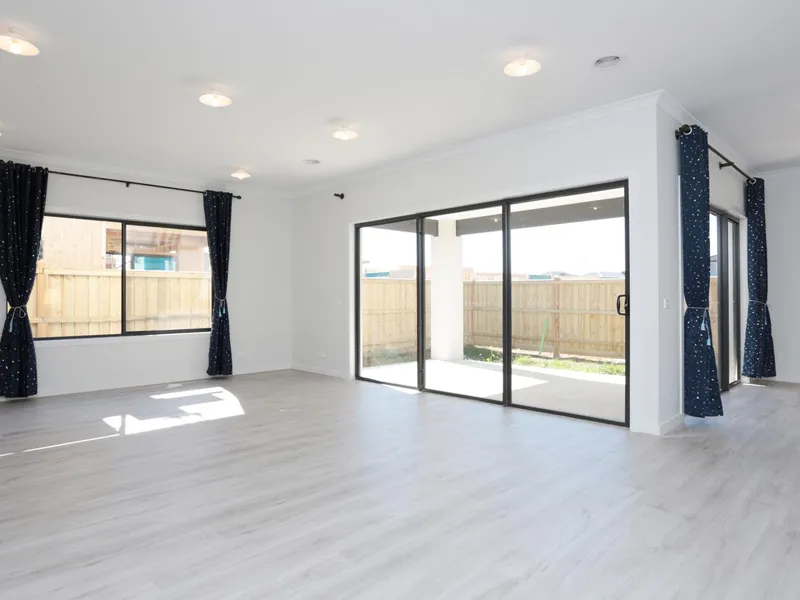 Light, spacious and elegant.