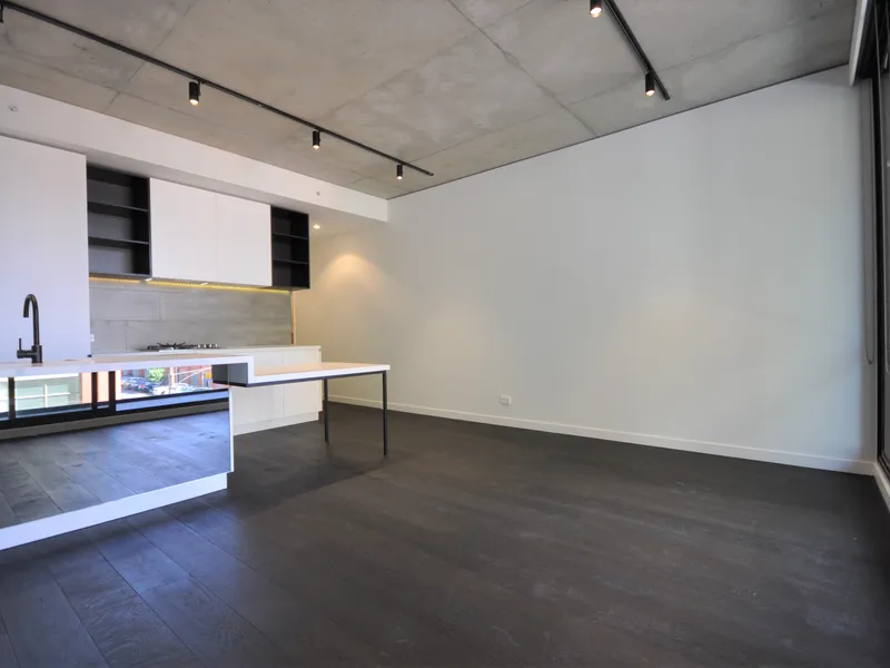 Contemporary Flair in Collingwood