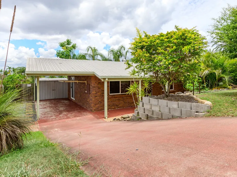 3 BEDROOM HOME WITH GARDEN SHED