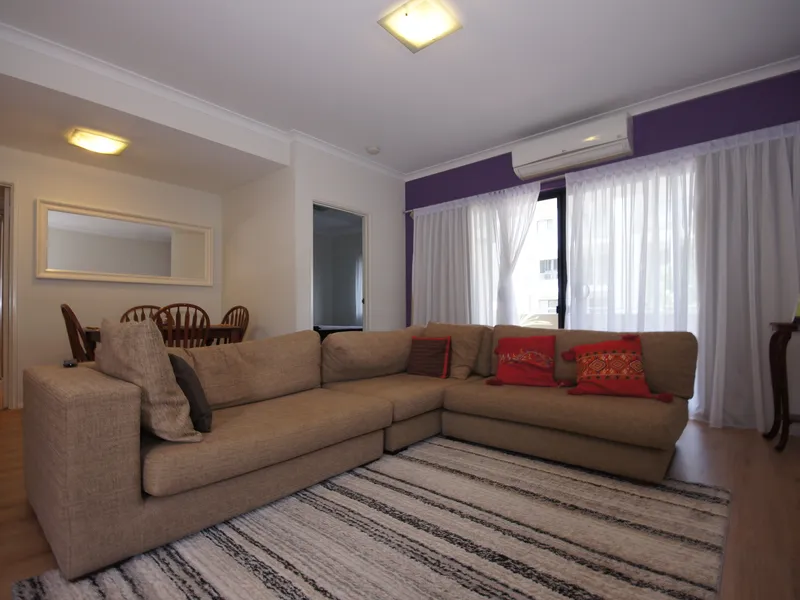 EXCELLENTLY LOCATED, CLOSE TO EVERYTHING!