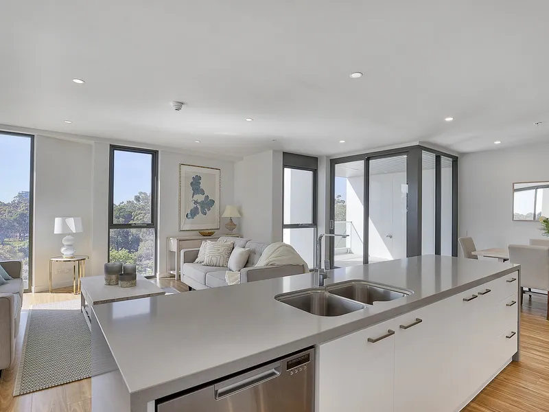 Brand New 3 Bedroom Parklands Apartment, 