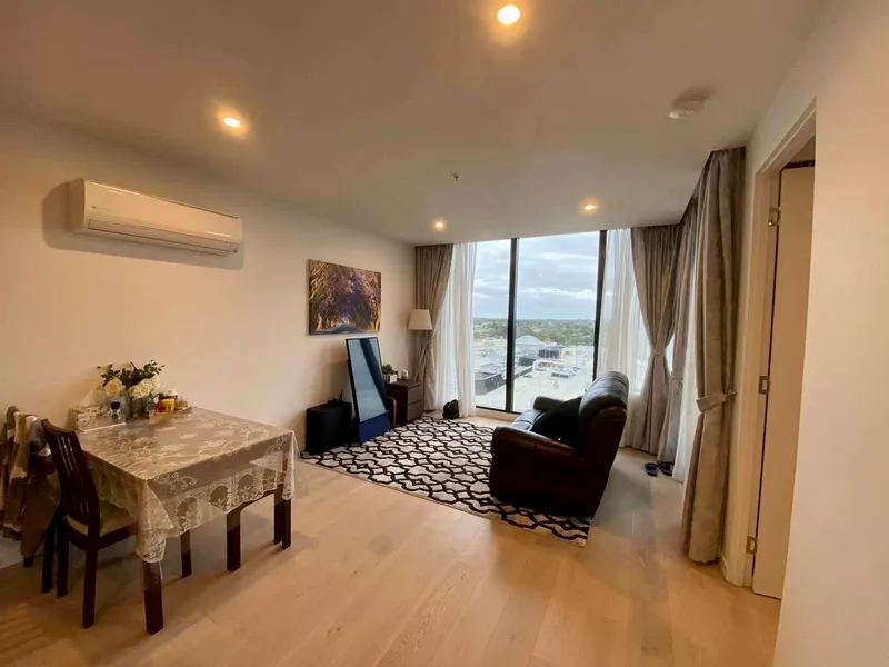 Three-Bedroom Apartment @ Sky Garden