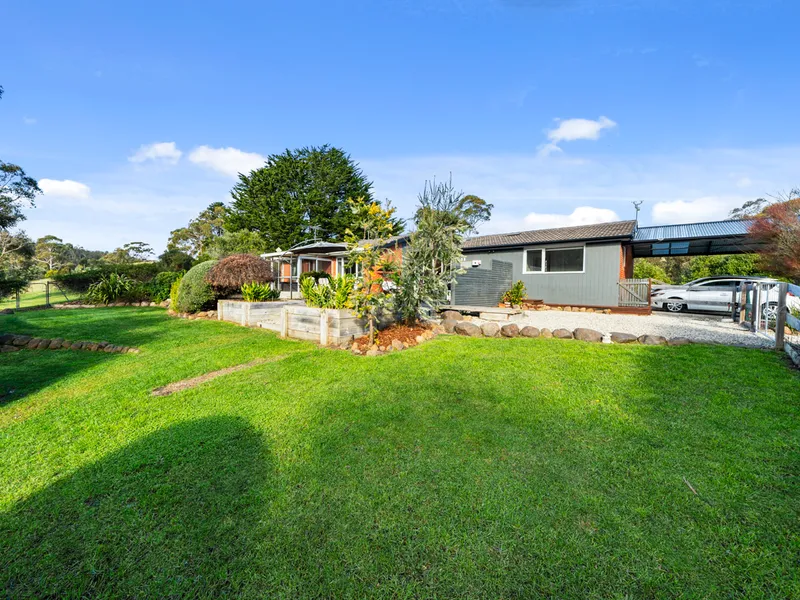 Private Bush Retreat just minutes from the City