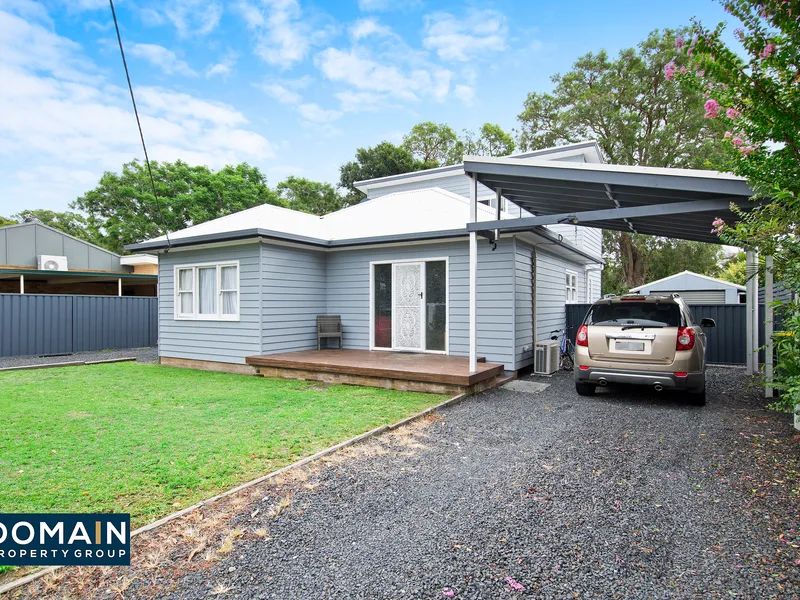 House & Cabin on Huge 843 Sqm Block
