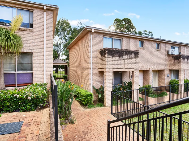 DON'T HESITATE HERE - OPEN TO VIEW SATURDAY 11-11.30AM