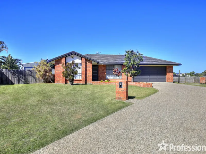 Coastal Family Home In Quite Cul De Saq