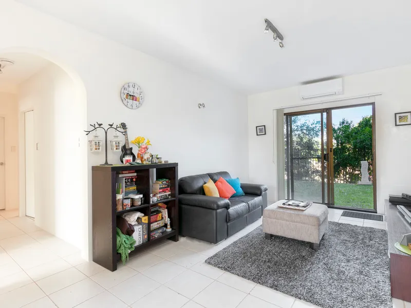 Modern Two Bedroom Garden Apartment