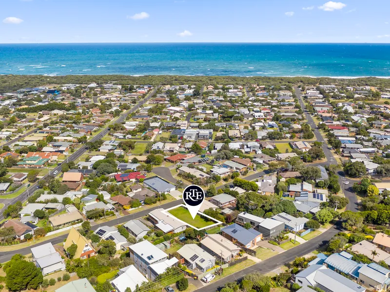 Rare Vacant Allotment, Walking Distance to the Beach