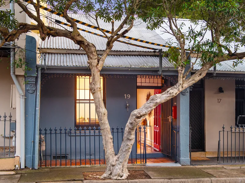 City fringe urban retreat