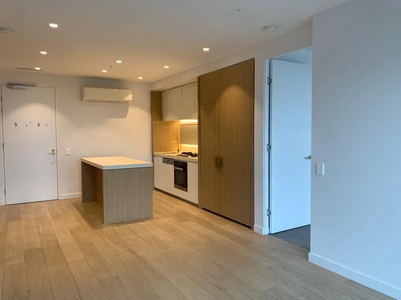 Beautiful two bedroom apartment in Boxhill!