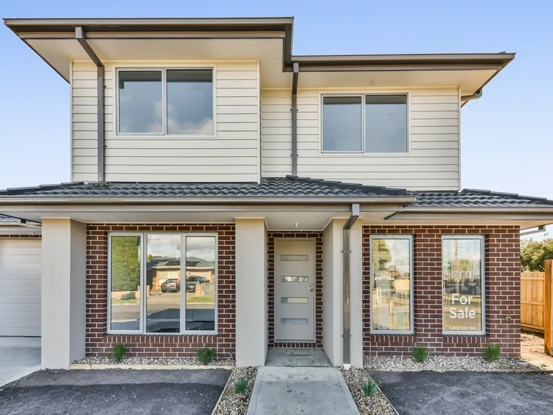 Stunning 2 Story 3 Bedroom Unit