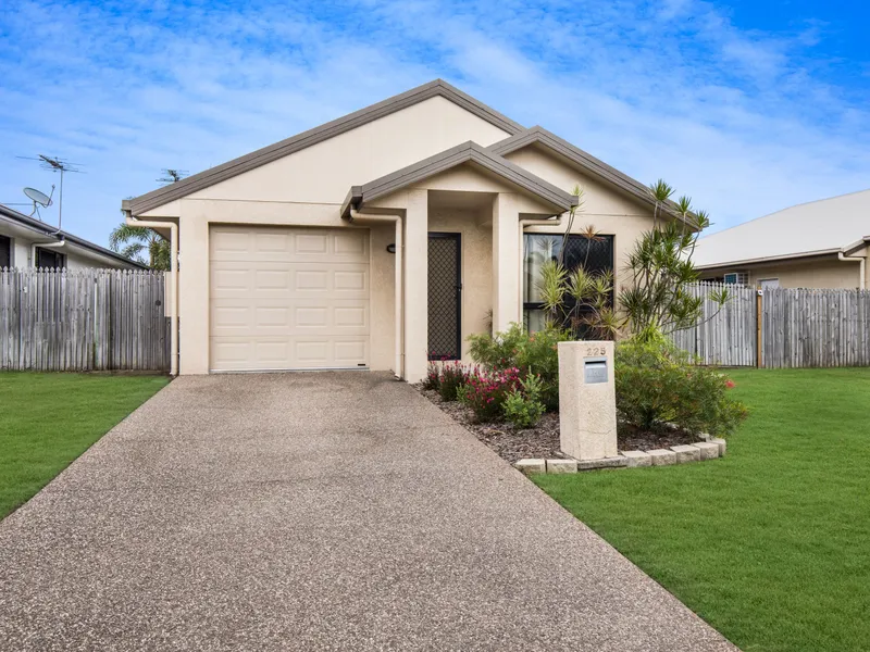 Perfectly Presented Home In Popular Douglas - Don't miss this one