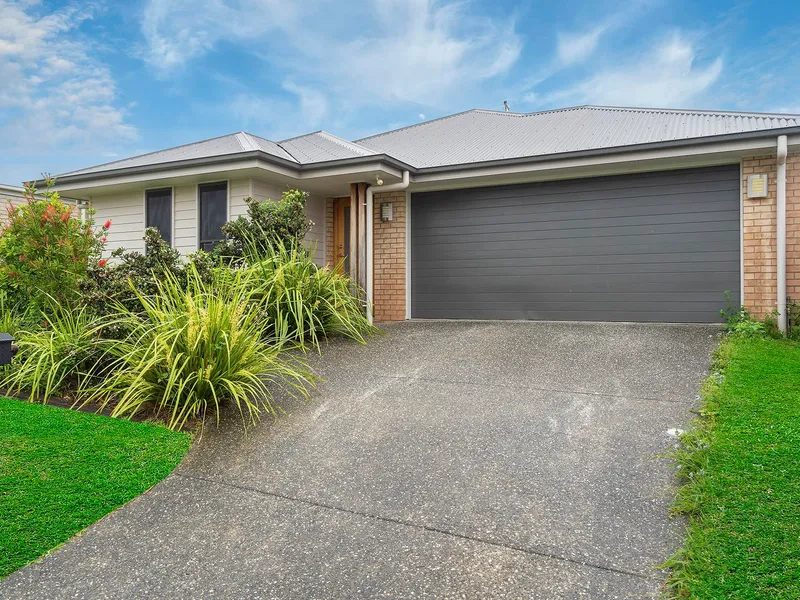 Stunning Home in Pimpama Village Estate For Rent. PLEASE REGISTER FOR ALL INSPECTIONS AT : rentals.southport@multidynamic.com.au