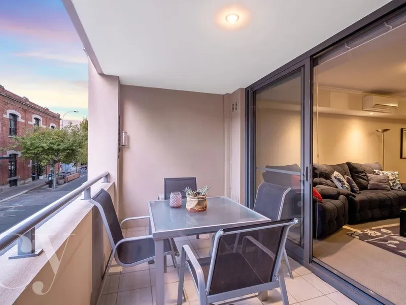 FULLY FURNISHED FREMANTLE RETREAT