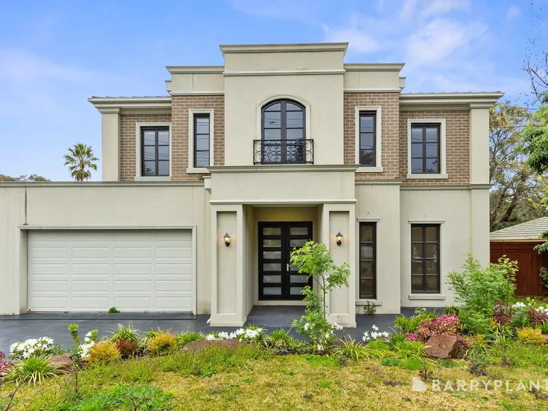 Luxury Living: 5 Bed, 6 Bath Palatial Rental Property with High-End Features