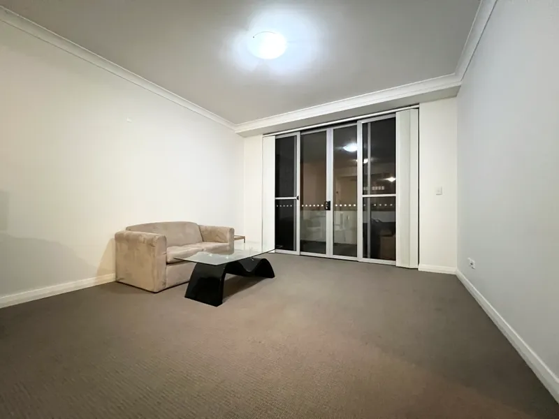 Location! Location! Location! One Bedroom + Study!