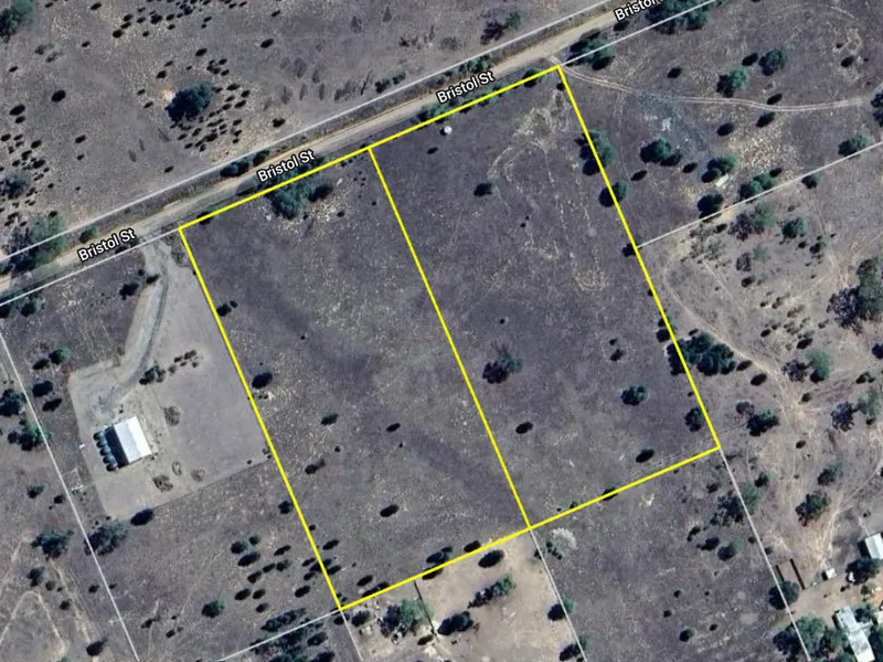 10acres close to Mitchell Centre!