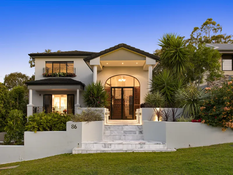 Idyllic Treescape backing onto Pacific Golf Club