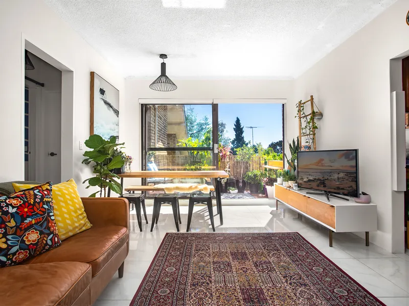 Top Floor Resort Style Living With North East Facing Ocean Views