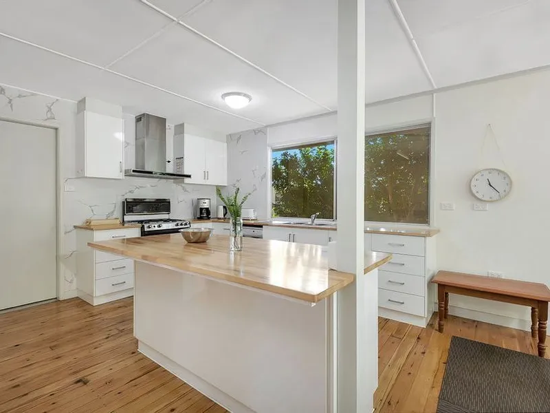 Charming Chamferboard Cottage