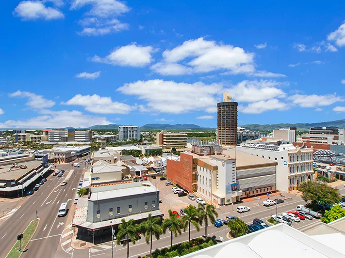 THE DALGETY ! TWO BED + STUDY