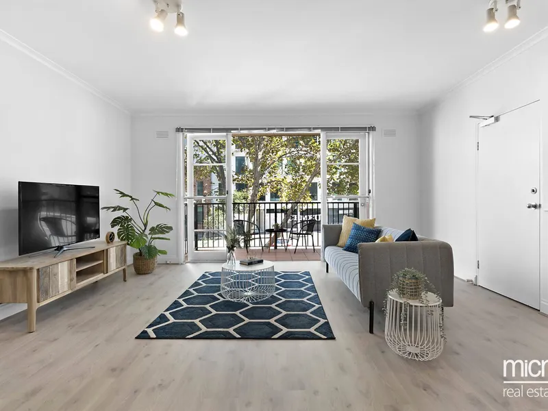 Spacious Low-Rise Entertainer in Central Setting