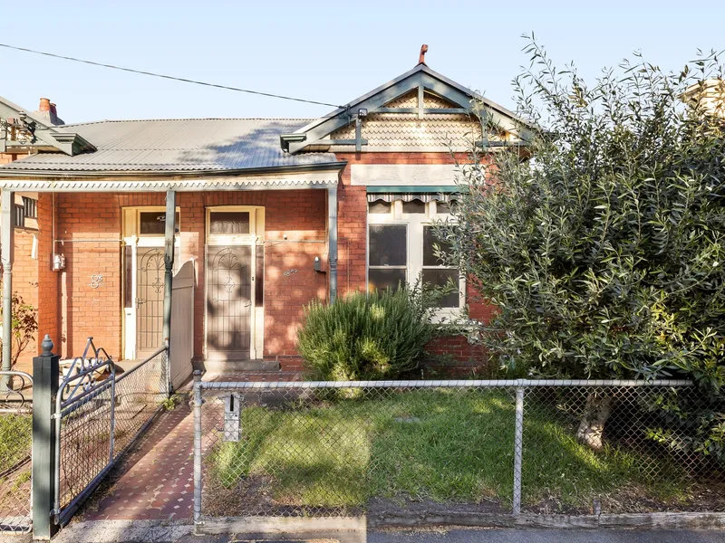 Period Residence with Endless Opportunities