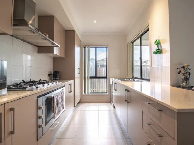 Immaculate, Modern Four Bedroom Home in Desireable Location - Study - Coomera