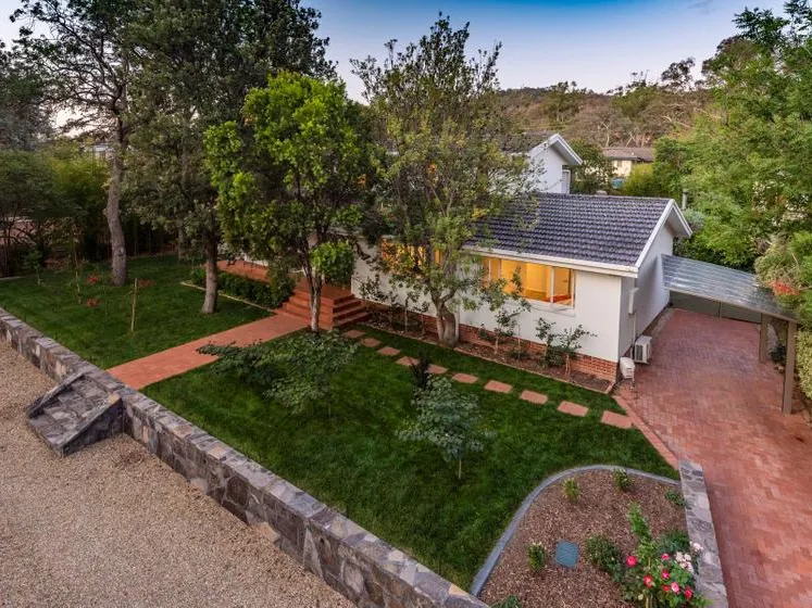 Fabulous executive family home with flexible floor plan, plus a separate self contained studio with a kitchenette and stylish new bathroom